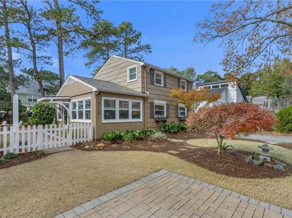 2123 Wake Forest St, Virginia Beach, VA 23451