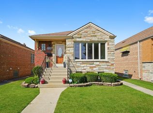 8242 S Albany Ave, Chicago, IL 60652