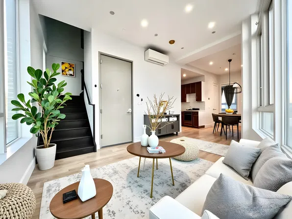 195 Greenpoint Avenue image 3 of 11