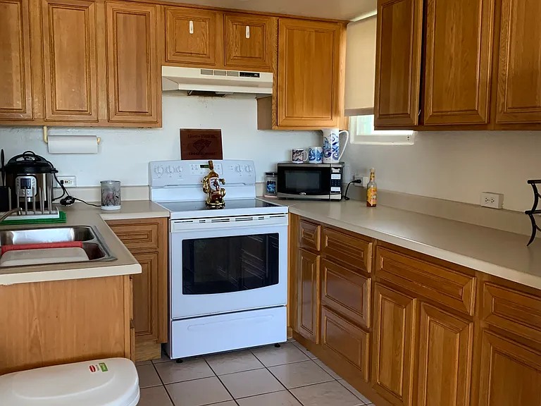 402 Uluniu St #21 — Photo 8