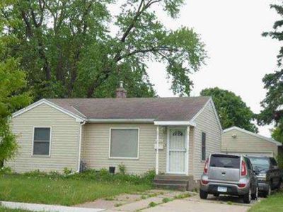 2162 4th St E, Saint Paul, MN, 55119