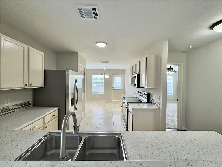 204 Woodley Rd — Photo 21