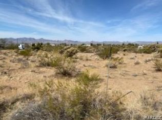 S Bacobi Rd, Golden Valley, AZ 86413