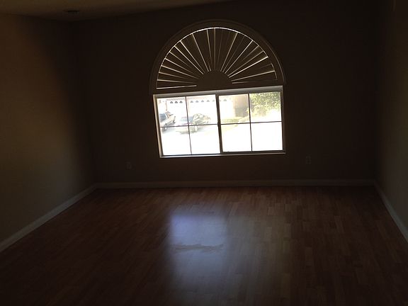5th image of 5793 Oakdale Ln