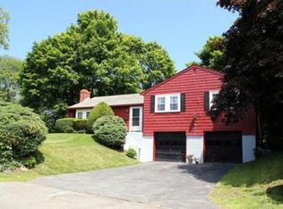 11 Waterside Rd, Marblehead, MA 01945