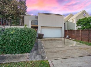 6203 Westcott St, Houston, TX 77007