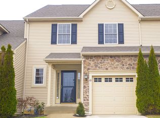 22 Camino Ct, Sicklerville, NJ 08081