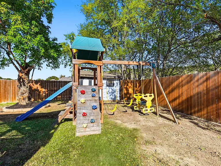 6440 Knoll Ridge Dr — Photo 39