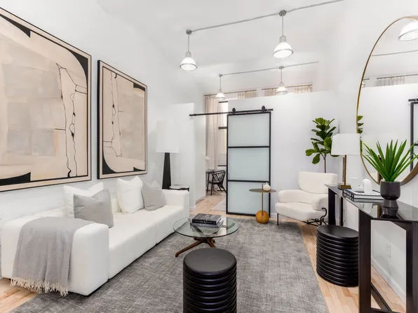 39 East 12th Street image 1 of 12