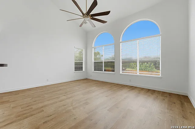 2429 Angelina Dr — Photo 14