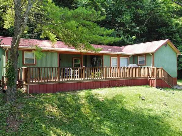 237-237 Coys Cove Ln, Gainesboro, TN 38562