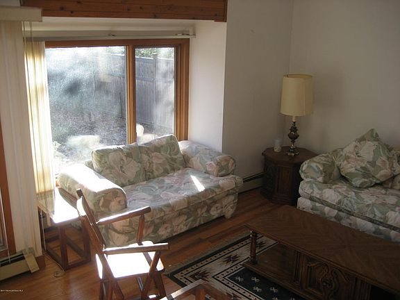3rd image of 630 Beacon Blvd