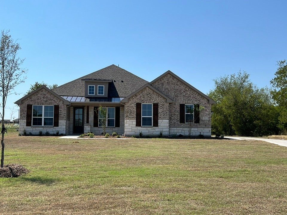 1st image of 3915 Vista Oaks Dr