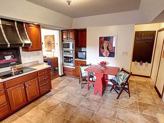 4th image of 1628 Tahoe Pl