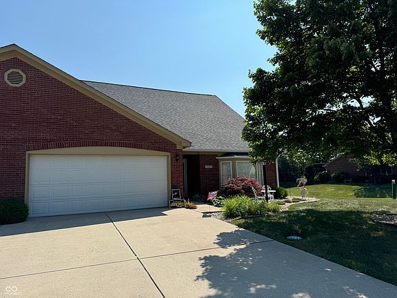 2nd image of 425 Waterford Ln #0