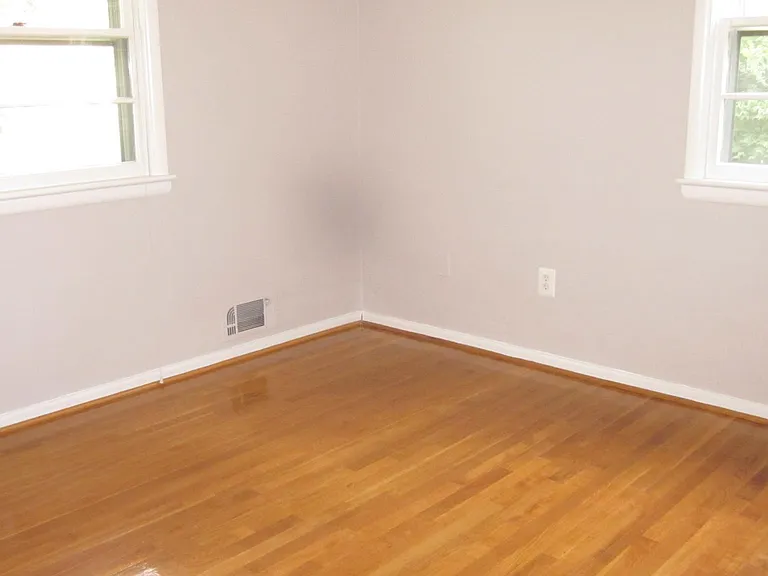 1104 Desale St SW — Photo 22