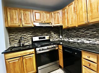 4649 Umbria St APT 3, Philadelphia, PA 19127