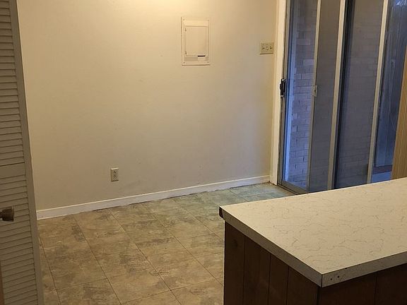 4th image of 1709 Payne St