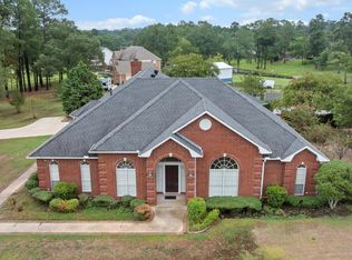 210 Lavender Ln, Longview, TX 75605