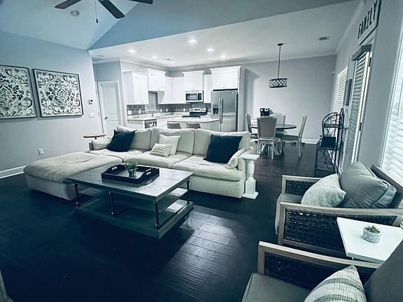 5th image of 5535 Moores Cir