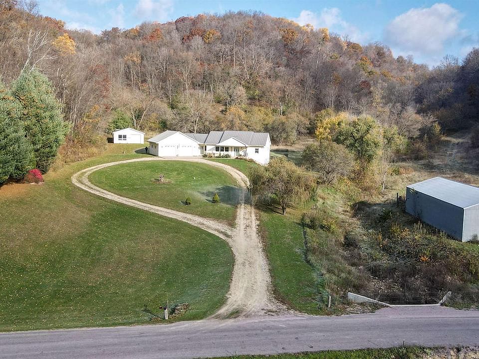 43984 North Clayton Road, Soldiers Grove, WI 54655 MLS 1966695 Zillow