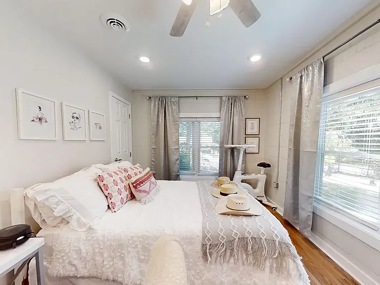 560 Sherwood Dr — Photo 32