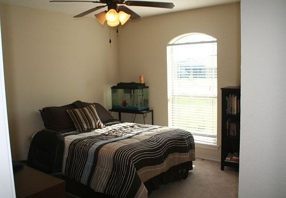 5th image of 308 Flying Bridge Dr