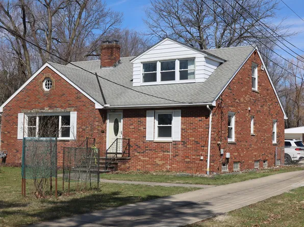11530 W Sprague Rd, Parma, OH 44130