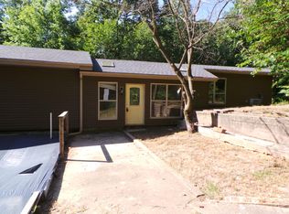 13342 Route E E, Pineville, MO 64856