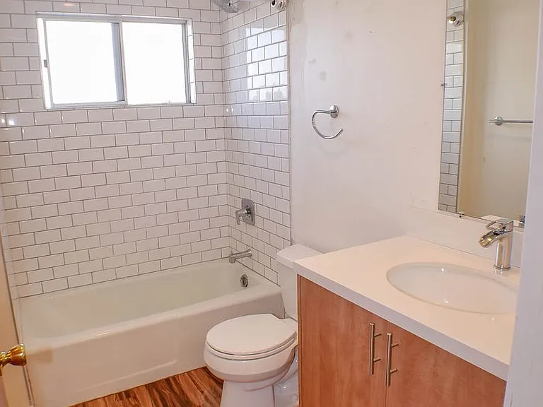 228 Twin Oaks Ave — Photo 16