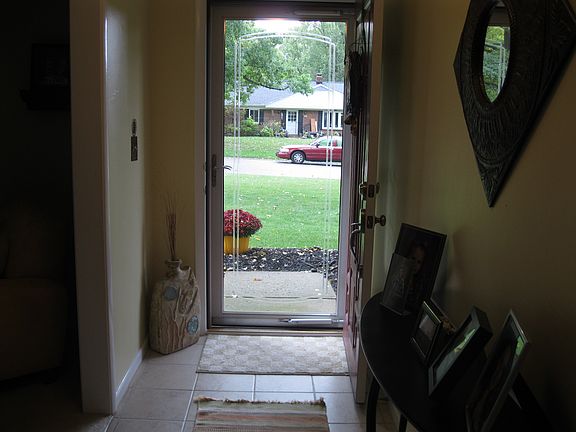 4th image of 601 Lewisham Ave