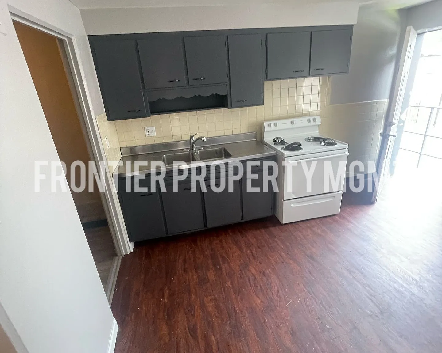Wild Cherry Apartments — Photo 4