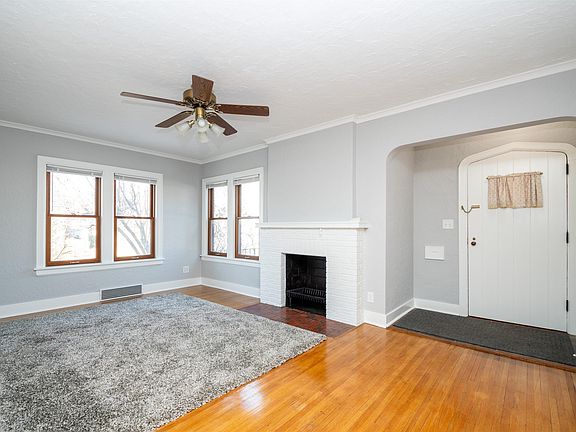 4th image of 2719 N University St