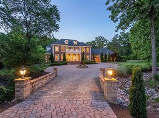 220 Middle Quarter Ln, Henrico, VA 23238