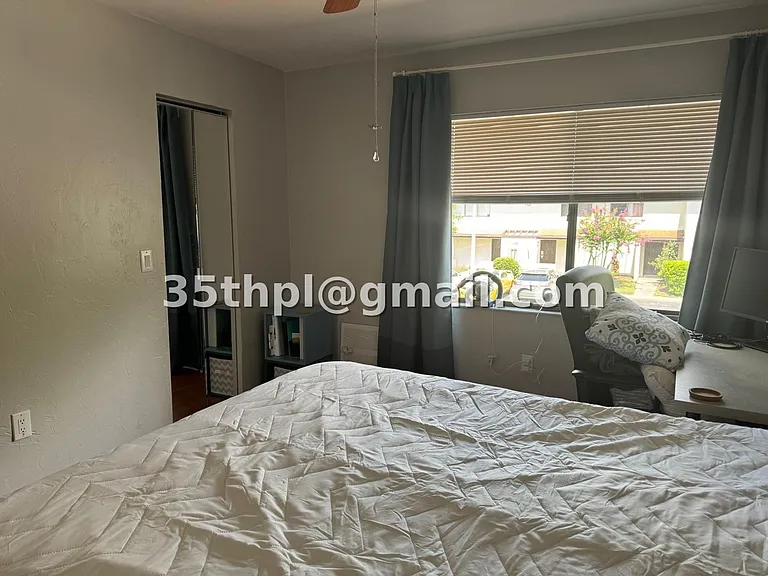 2635 SW 35th Pl — Photo 6