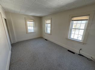 42 Summer St APT 5, Kingston, MA 02364