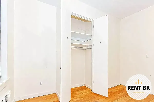 Rented by RENTBK LLC | media 13