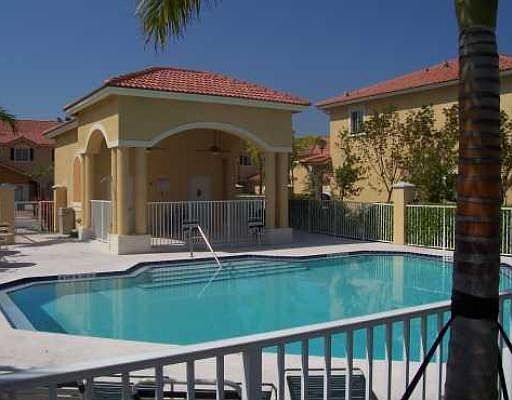 5th image of 5747 Isles Cir