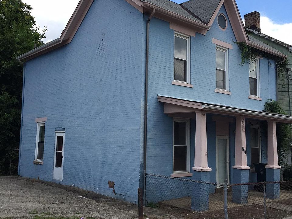 2nd image of 257 Robb St