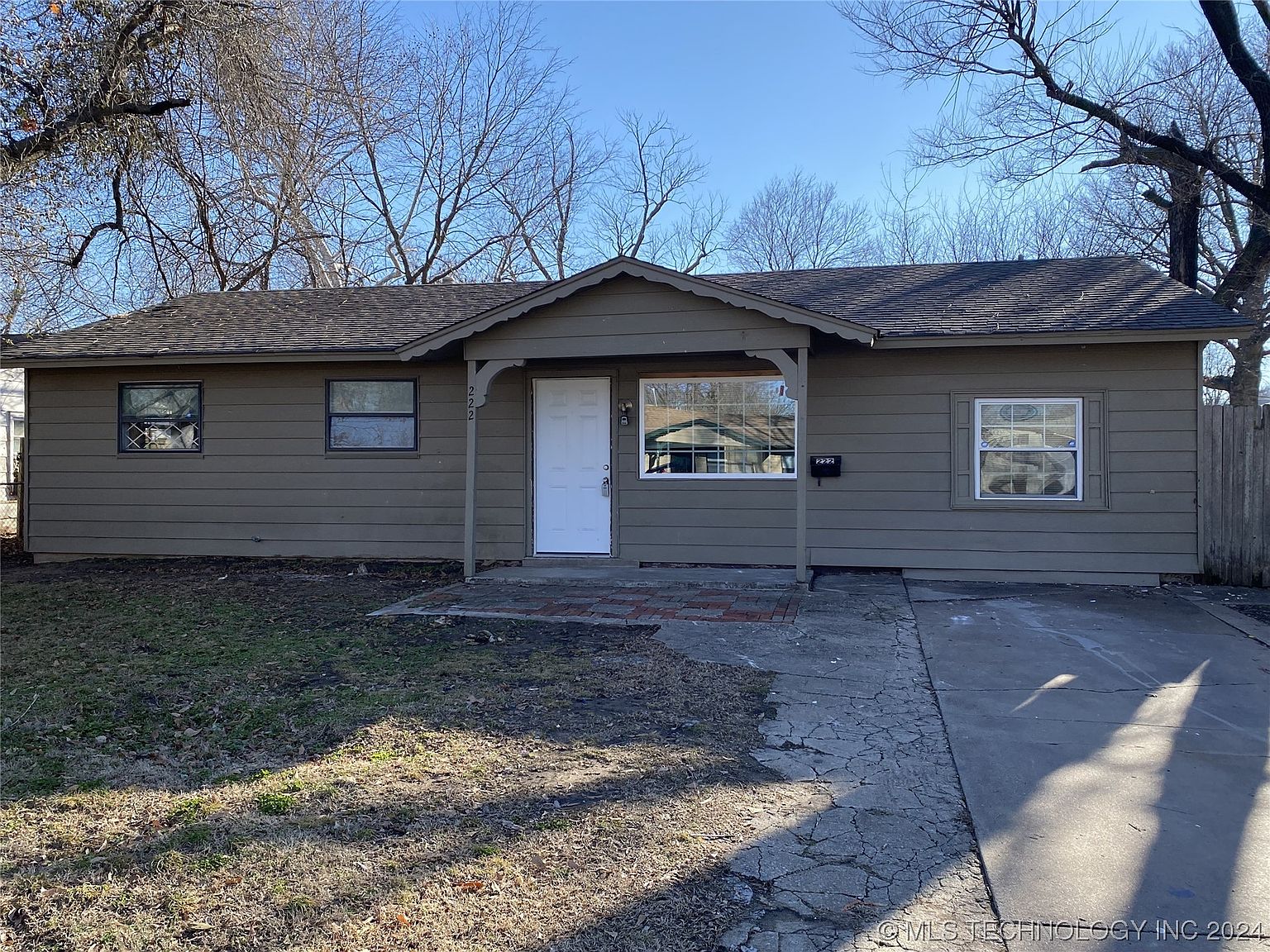 222 W Portland St, Sapulpa, OK 74066 | Zillow