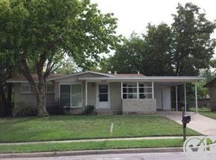 633 Pine St, Hurst, TX 76053