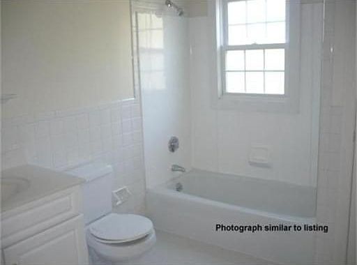 4th image of 117 Central St APT 8E