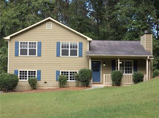 570 Remington Ln, Acworth, GA 30101