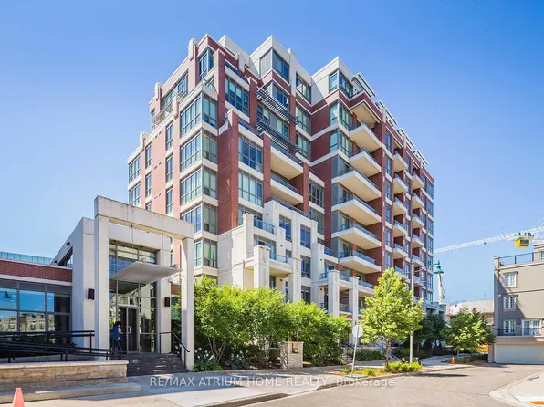 1 Upper Duke Cres #307, Markham, ON L6G 0B6