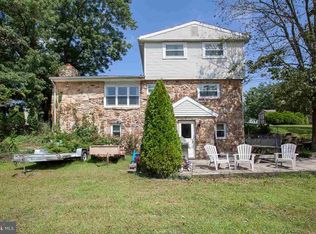 7260 Sandy Hollow Rd, Harrisburg, PA 17112