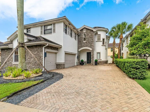 3555 Birague Drive, Wellington, FL 33449