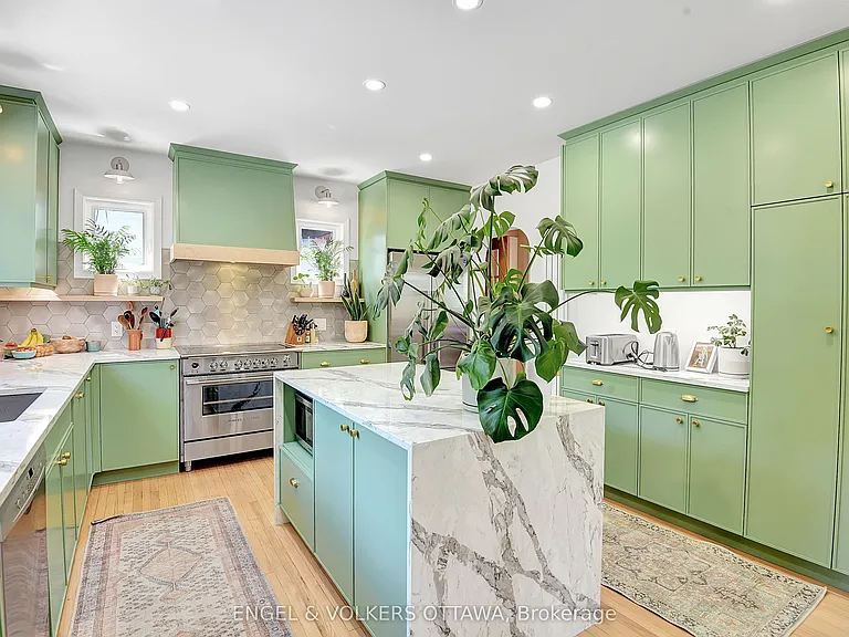 469 Island Park Dr — Photo 10