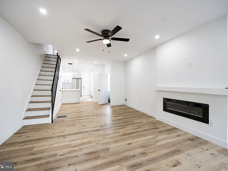 3712 Manayunk Ave — Photo 1