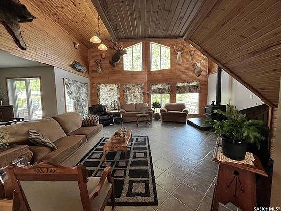 5th image of 109 Northern Meadows DRIVE