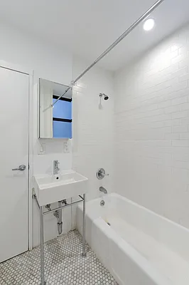 Rented by Aether Property Group | media 19